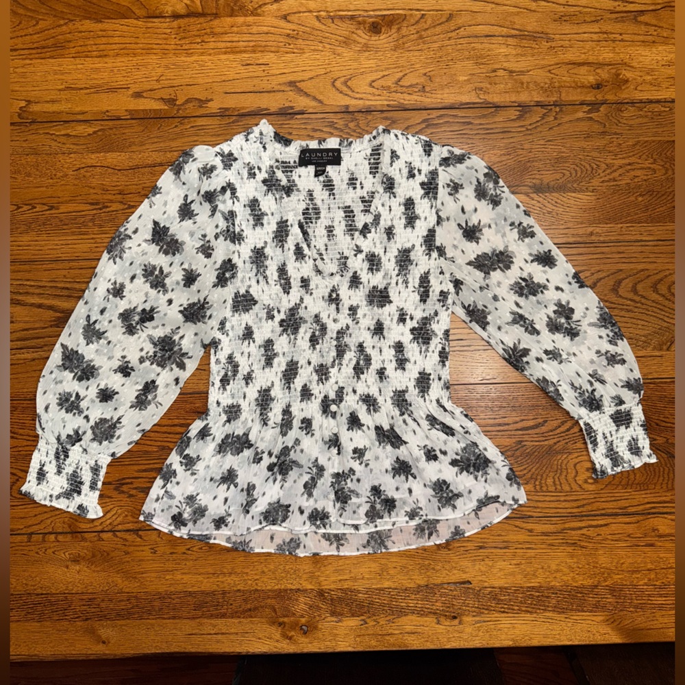 Laundry By Shelli Segal Black and White Textured Top